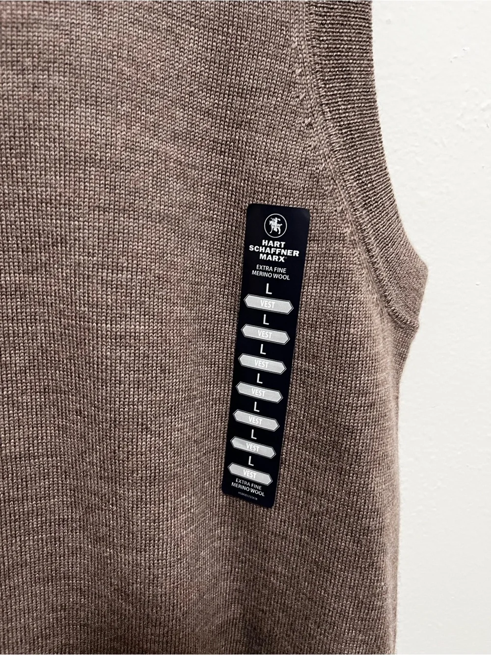 Hart Shaffner Marx 100% Merino Wool Vest Size Large NWT